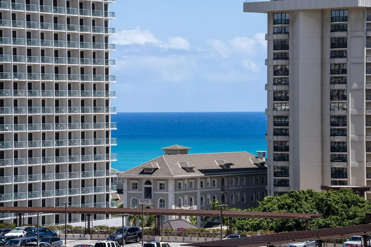 @ Marbella Lane - Vibrant And Refreshing Studio Honolulu 0*,