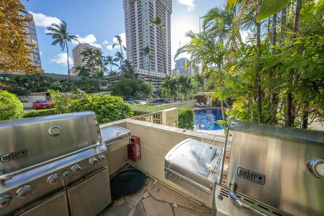 @ Marbella Lane - Vibrant And Refreshing Studio Honolulu