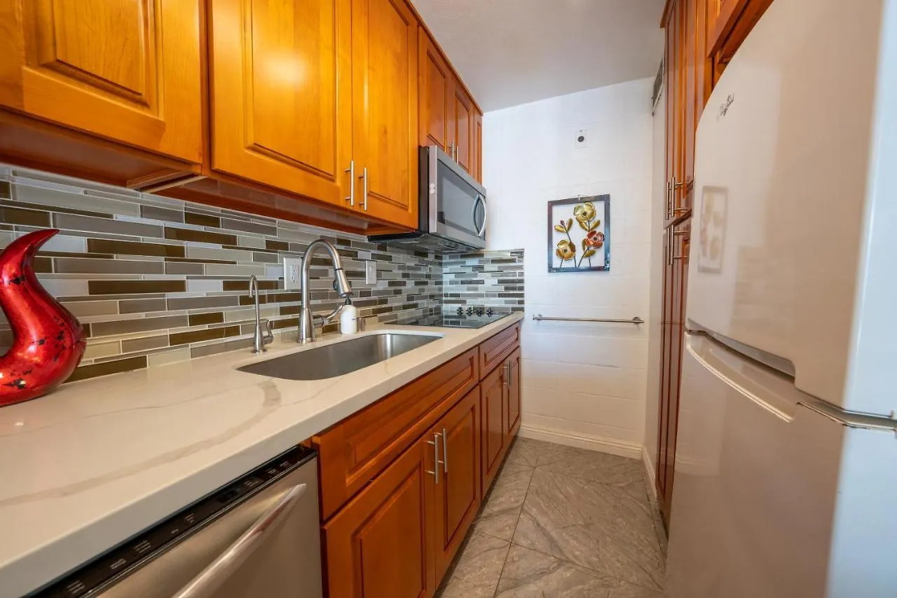 Apartment @ Marbella Lane - Vibrant And Refreshing Studio Honolulu USA
